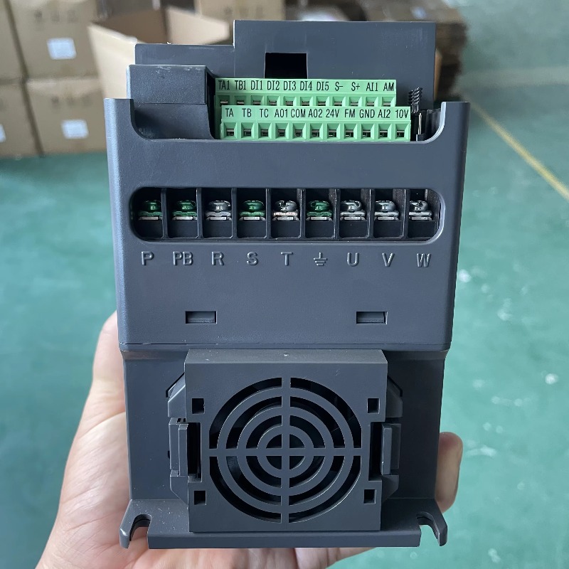 2.2KW 3HP ソーラー水ポンプインバーター、MPPT/ - Solar Pump Inverter 2.2Kw のレビューと価格