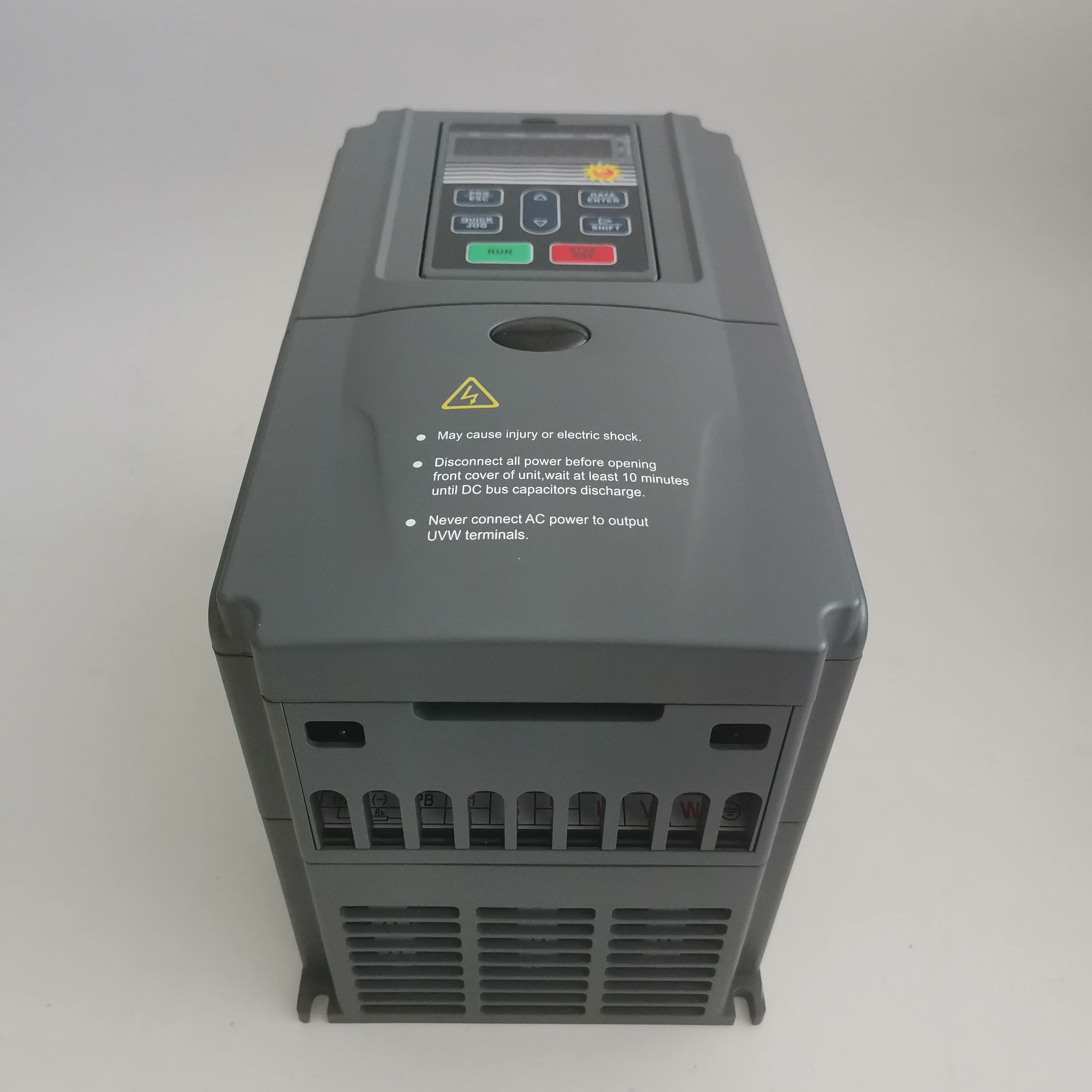 ソーラーウォーターポンプインバーター 3HP 230V 2. - Solar Pump Inverter 2.2Kw のレビューと価格