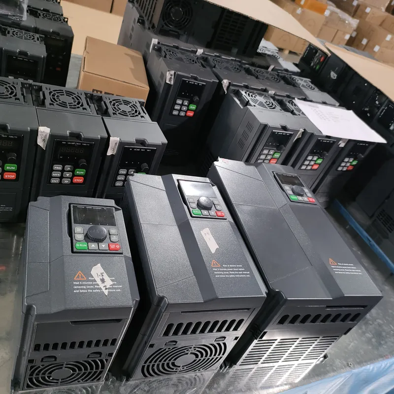 VFD 2.2KW 5.5KW 220V 380V 三相ベク - Solar Pump Inverter 5.5Kw Three Phase のレビューと価格