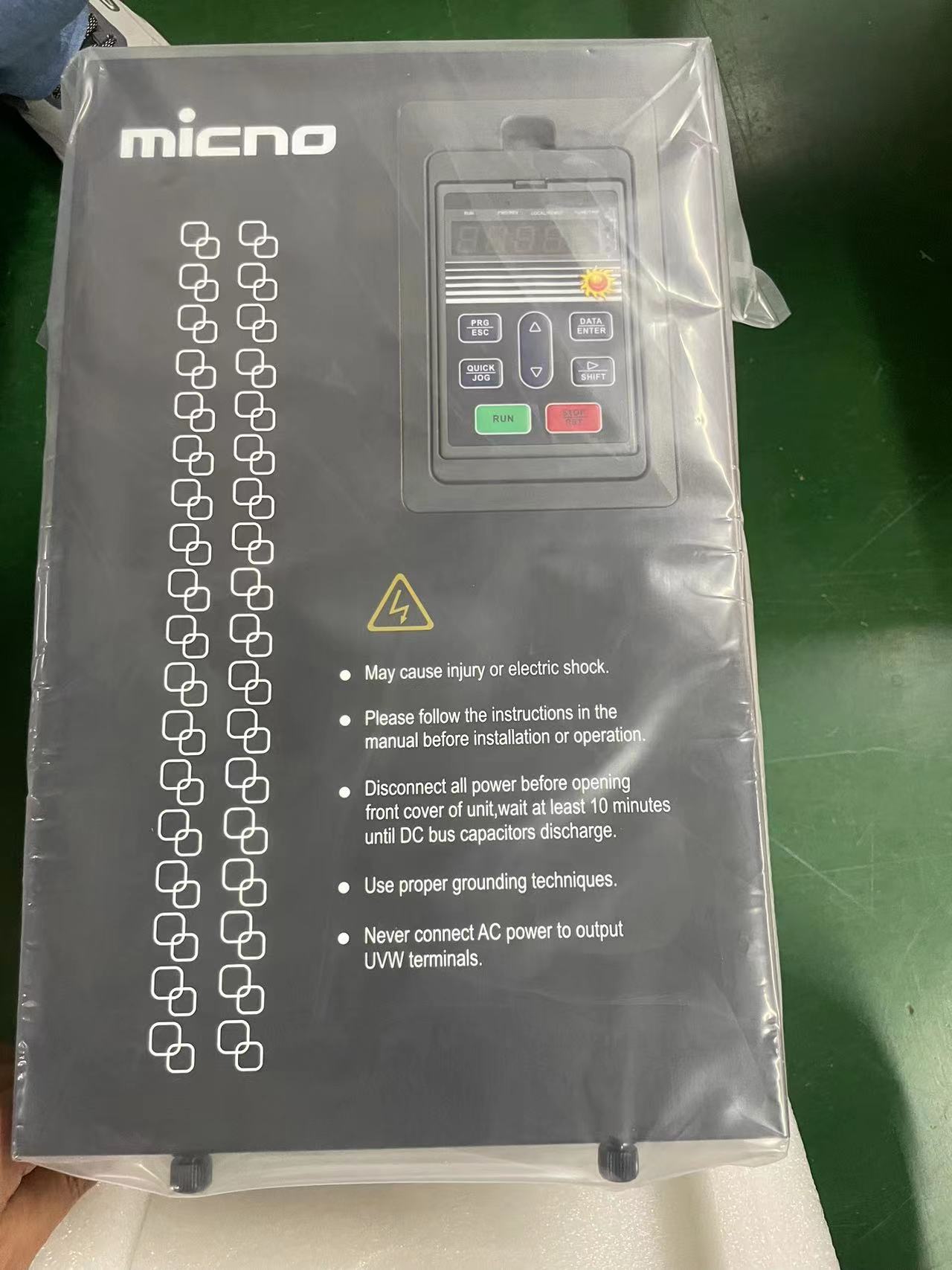 2.2kw 4kw 5.5kw 7.5kw 11kw 15k - Solar Pump Inverter 2.2Kw のレビューと価格